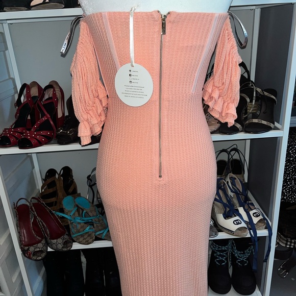 Miss Circle Dress - Picture 7 of 11